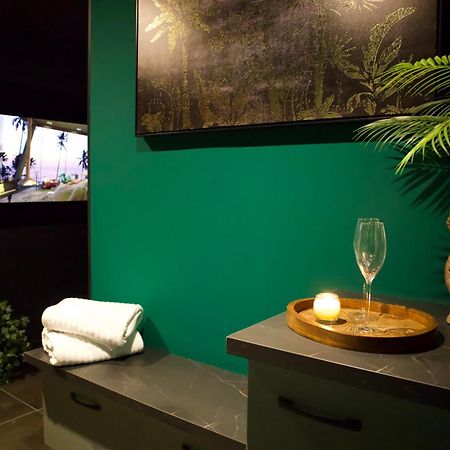Sejour Detente A Saint-Omer - Jacuzzi Prive, Terrasse, Centre-Ville Et Parking Gratuit Zewnętrze zdjęcie